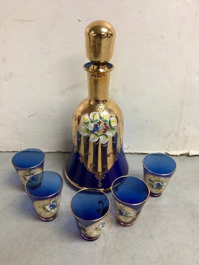 Decorative shot glasses and decanter(9.25in.tallest) (1 of 1)