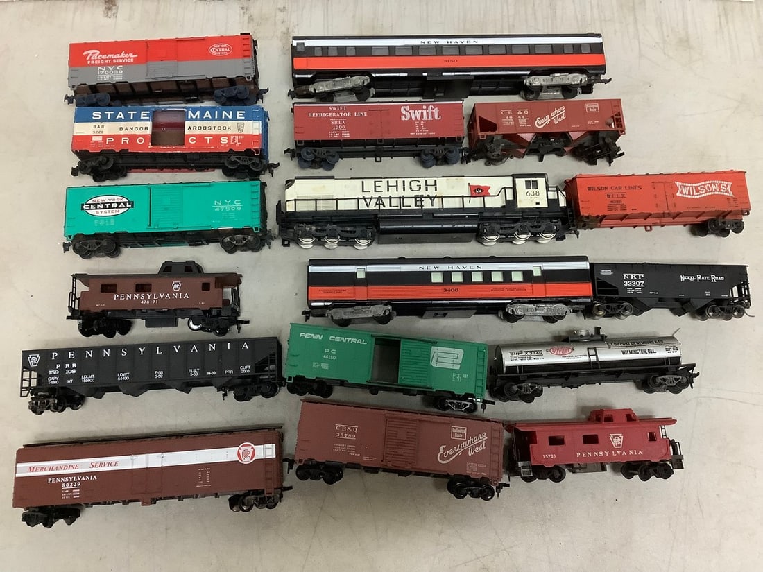 Vintage Train Models (1 of 1)