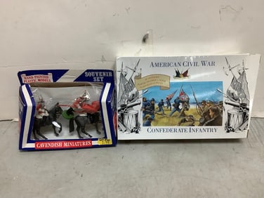 American Civil War Confederate Infantry Figurines and Cavendish Figurines