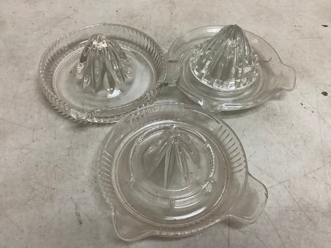 Depression Glass Juicers (Tallest - 3.5in): Depression Glass Juicers (Tallest - 3.5in)