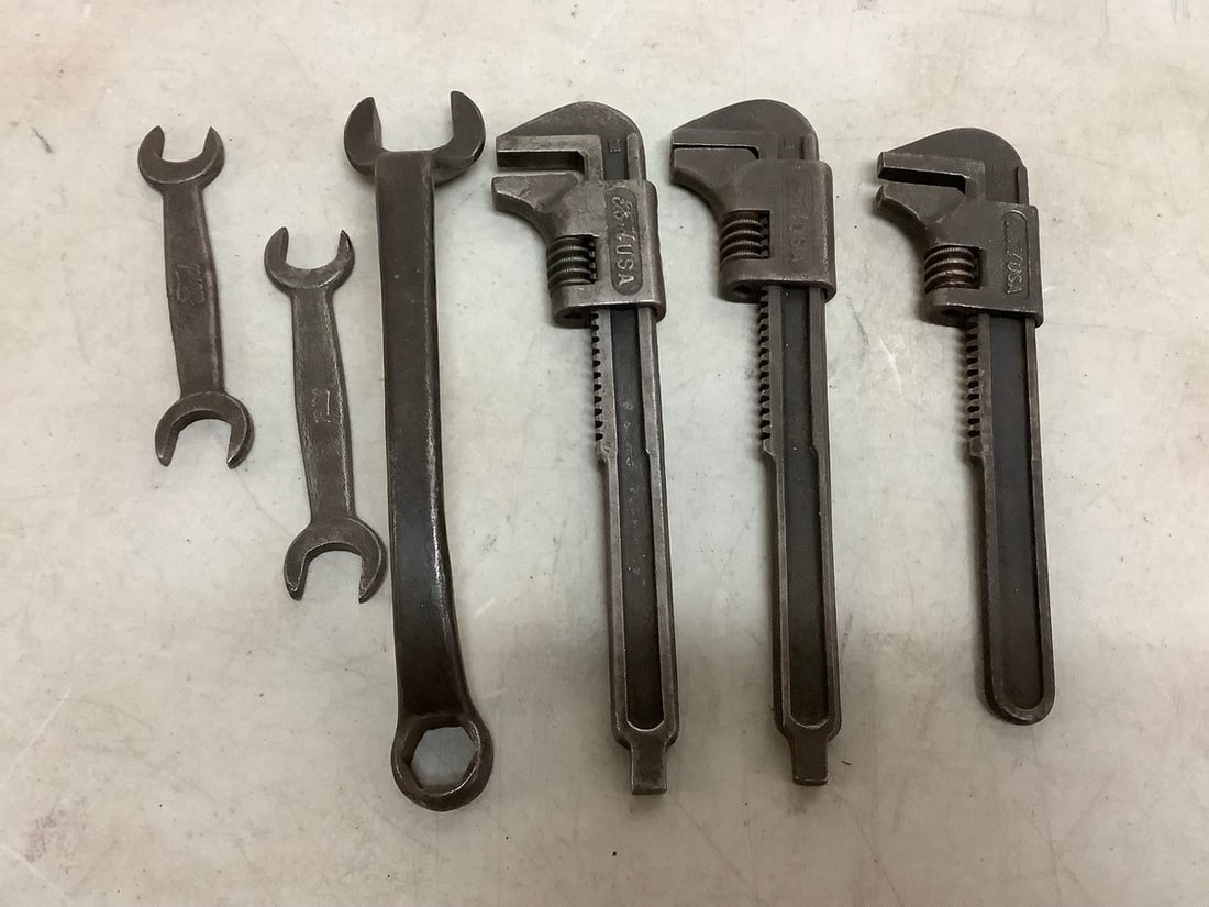 Vintage Ford Wrenches (1 of 1)