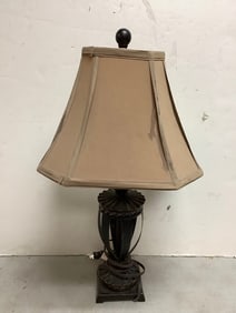 Vintage Lamp (25in Tall)