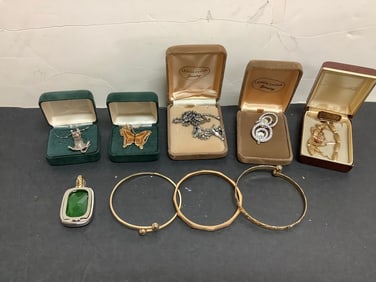 Costume jewelry(earrings, bracelets, and more)