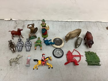Vintage statues/toys(tallest 3in.)