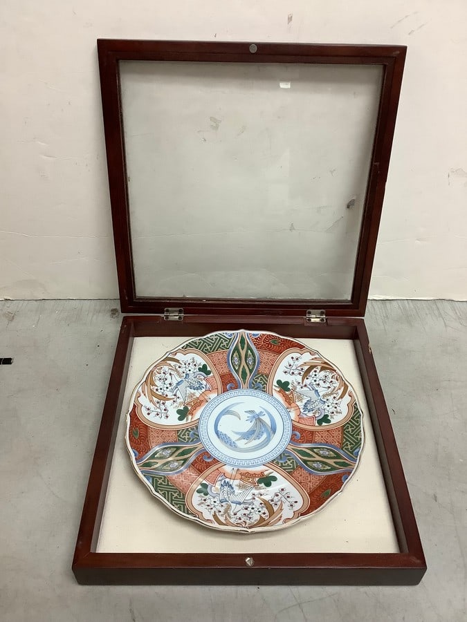 Framed decorative plate(10.25in.across) (1 of 1)