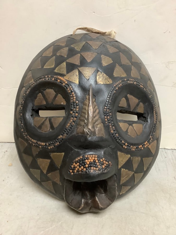 African mask: African mask