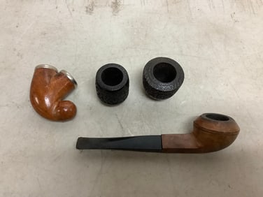 Vintage pipes(5.5in.longest)