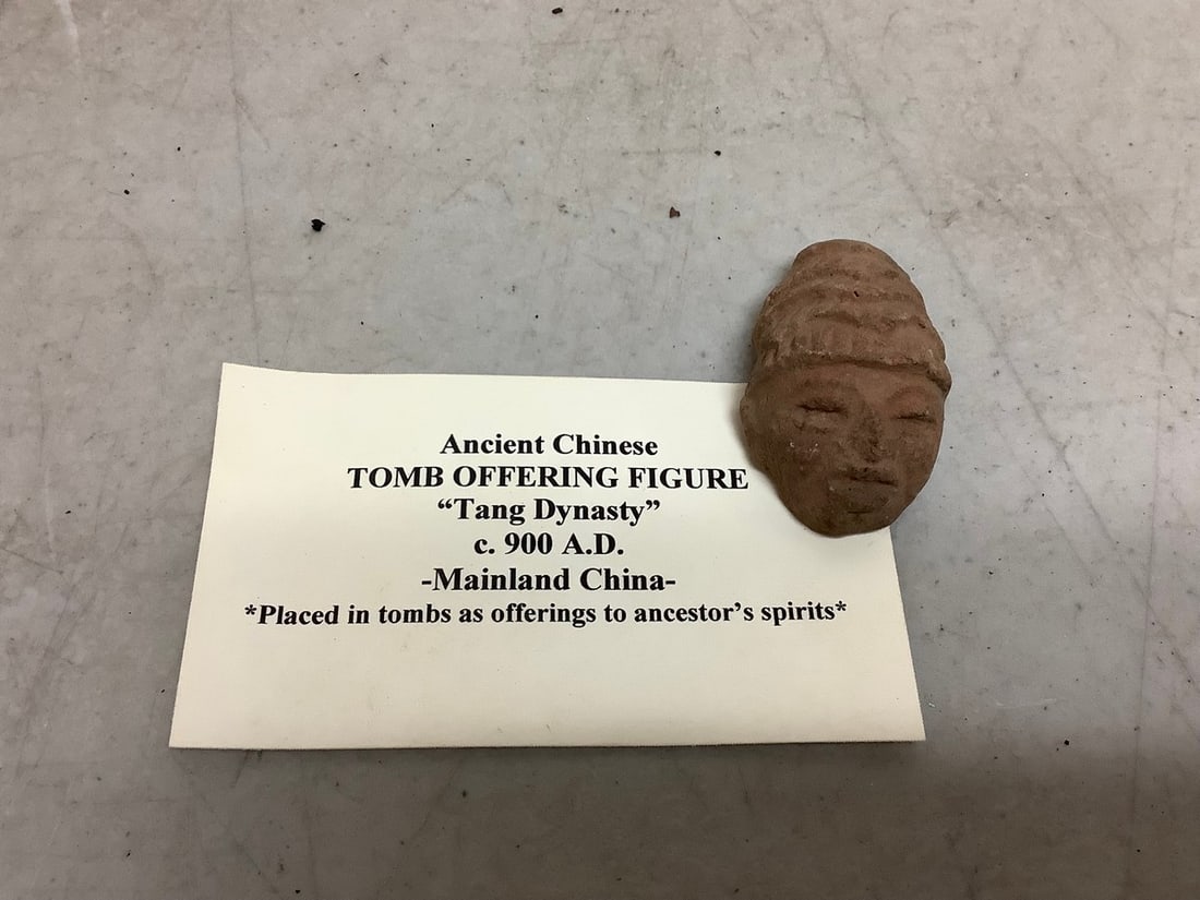 Ancient Chinese Tomb Offering Figure Tang Dynasty (1 of 1)