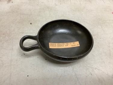 Greece Apulian 4th c. B.C.single handle cup