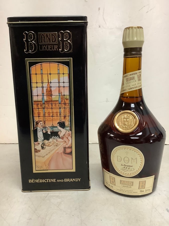 Benedictine & Brandy Liquer (750ml): Benedictine & Brandy Liquer (750ml)