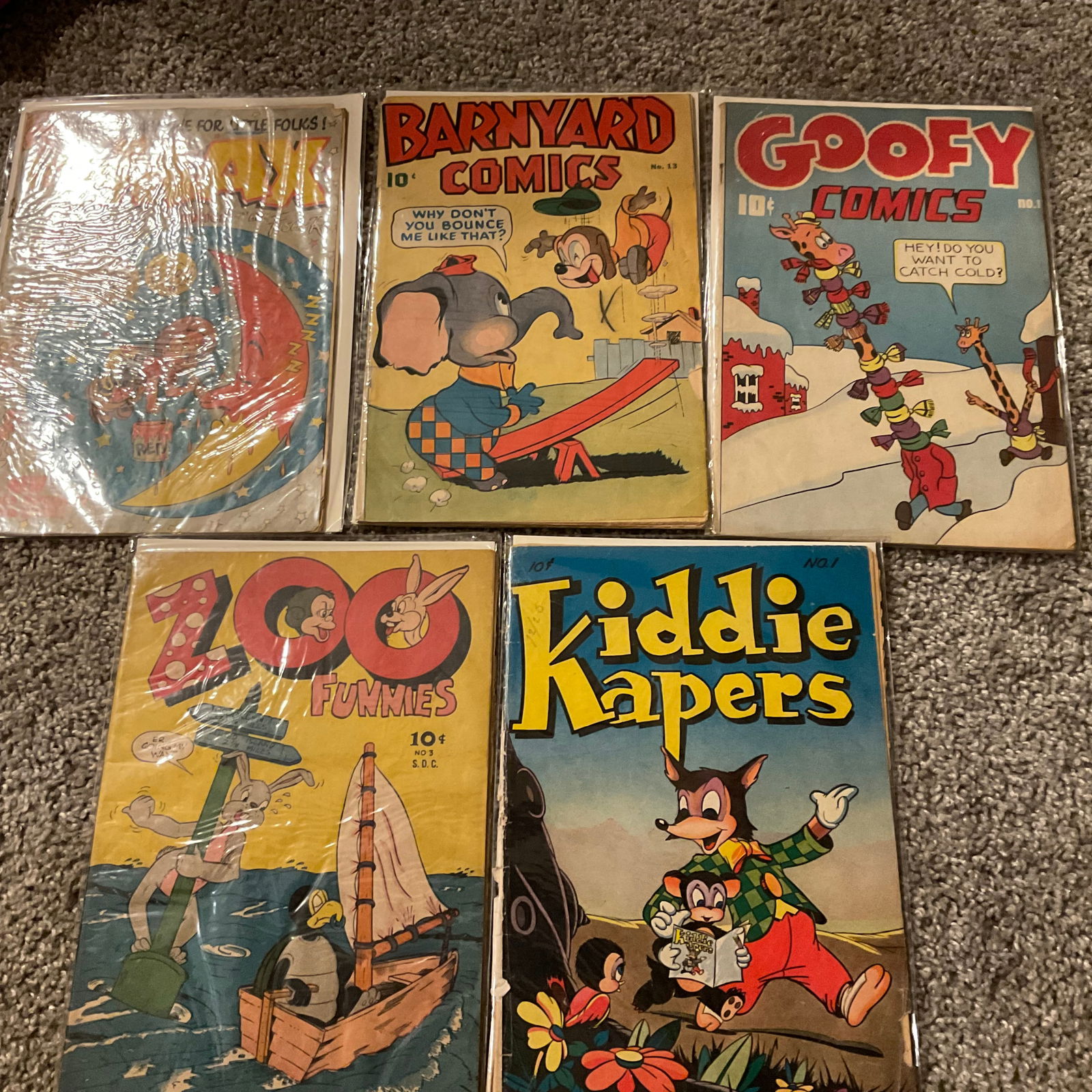lot of vintage 10 cent comics (1 of 1)