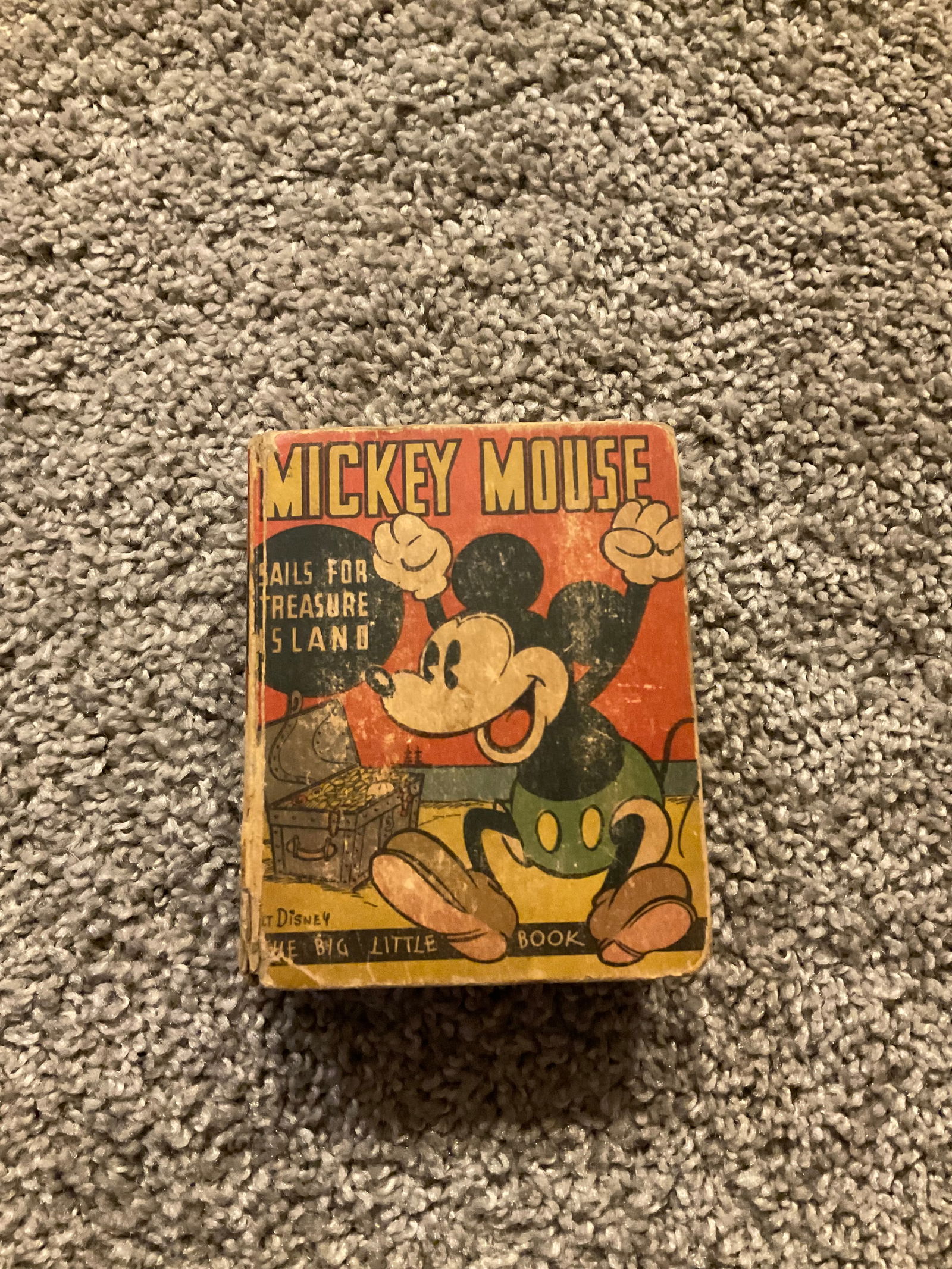 1933 Mickey Mouse Sails For Treasure Island: Big Little Book: 1933 Mickey Mouse Sails For Treasure Island: Big Little Book