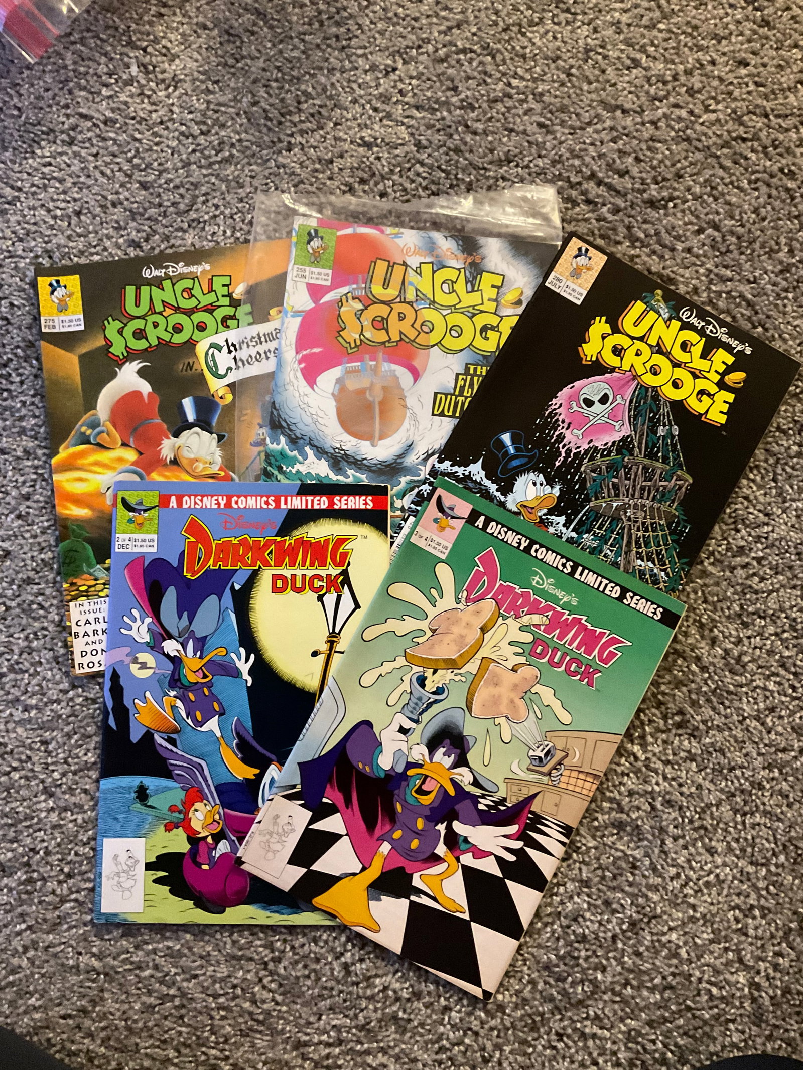 lot of vintage 25 cent comics: lot of vintage 25 cent comics