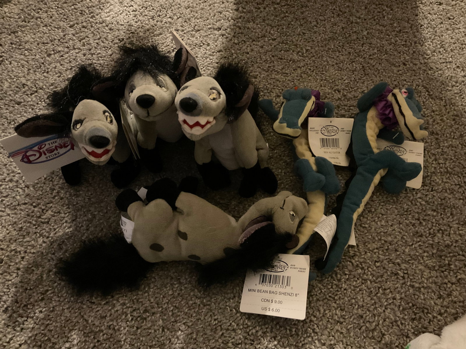 lot of vintage disney stuff animals and plushes: lot of vintage disney stuff animals and plushes