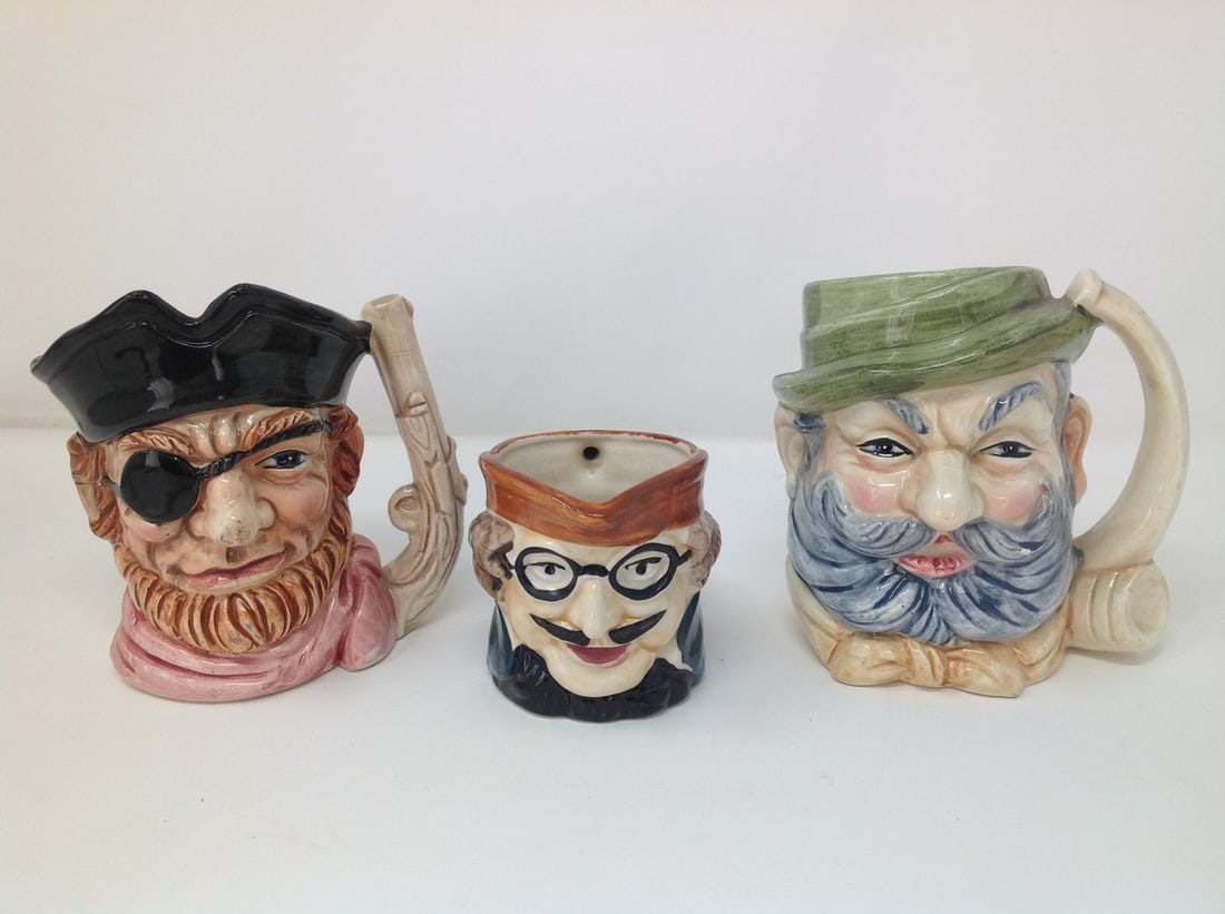 Vintage Pirate Mugs Lot of 3 No Chips or breaks Tallest 5.5?? Smallest just over 3: Vintage Pirate Mugs Lot of 3 No Chips or breaks Tallest 5.5” Smallest just over 3”