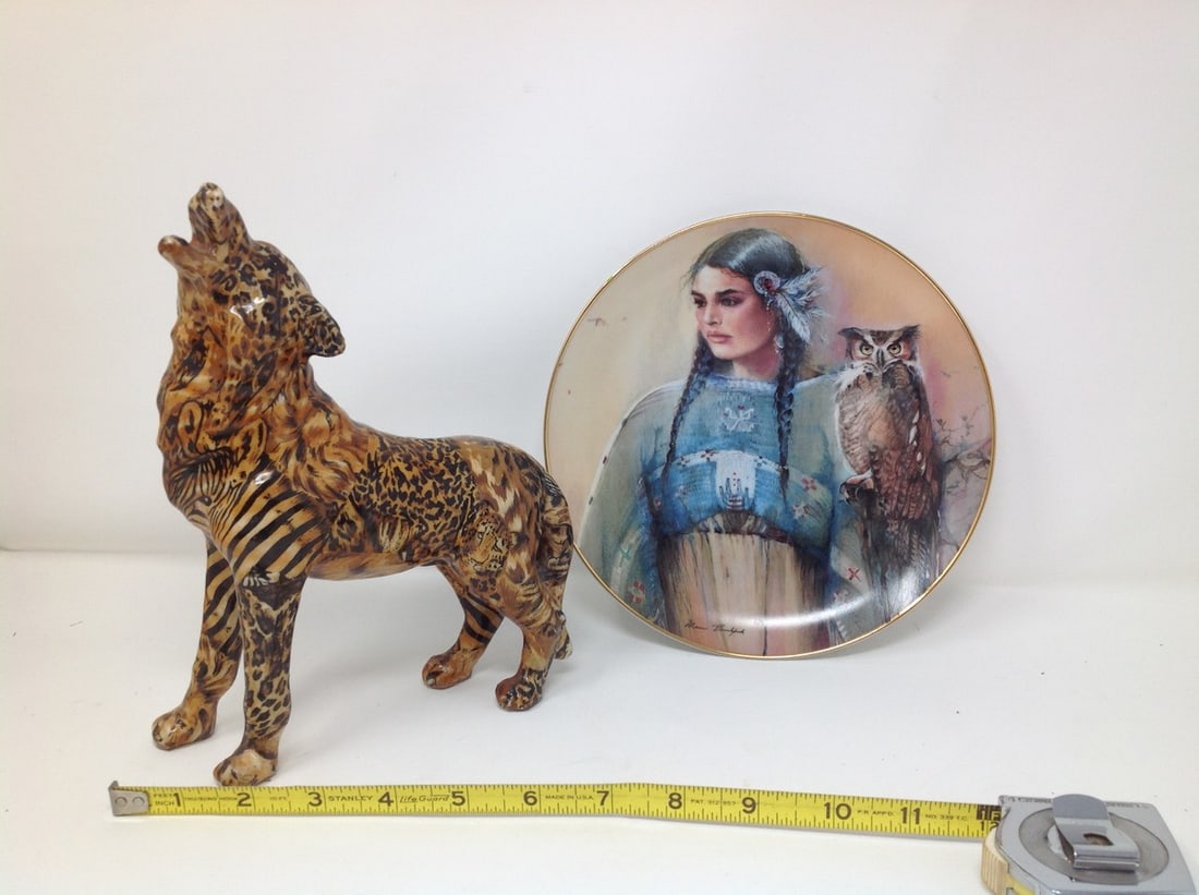 Franklin Mint Heirloom Recommendation, Princess of Wisdom Plate 8.25??, Coyote Figure Patchwork (1 of 1)