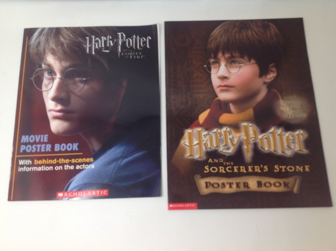Harry Potter Lot – Movie Poster Book, Harry Potter and the Sorcerers Stone Poster Book (1 of 1)
