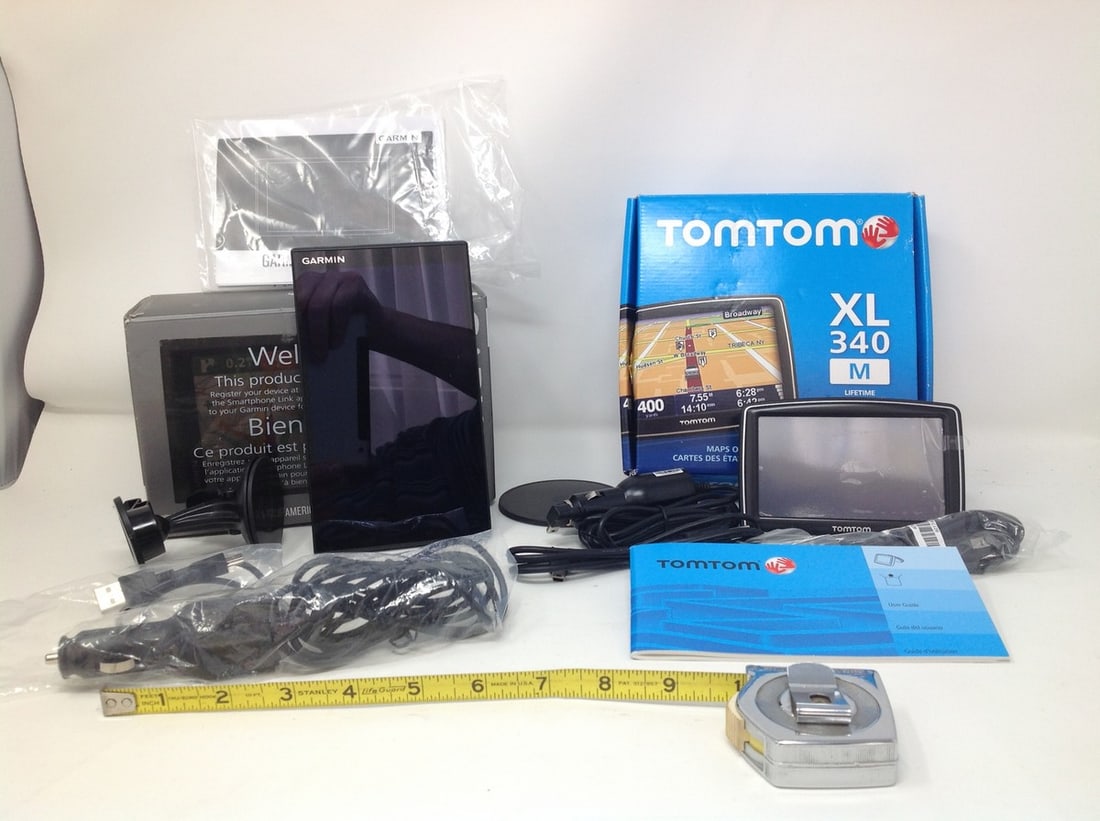 Lot of 2 Navigators TomTom XL 340 M Garmin Drive Smart 61 (1 of 1)