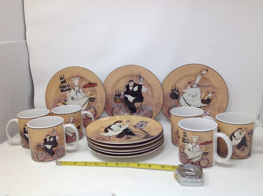 Lot of 14- 8 plates-8.25??, 6 mugs by Sakura chefs to go (1 of 1)