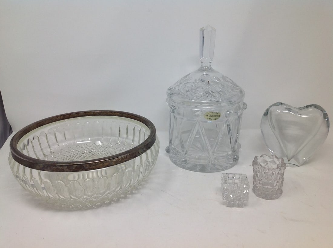 Lot of glass, 24% lead crystal drum candy dish, glass heart vase,candy bowl with silver rim and (1 of 1)