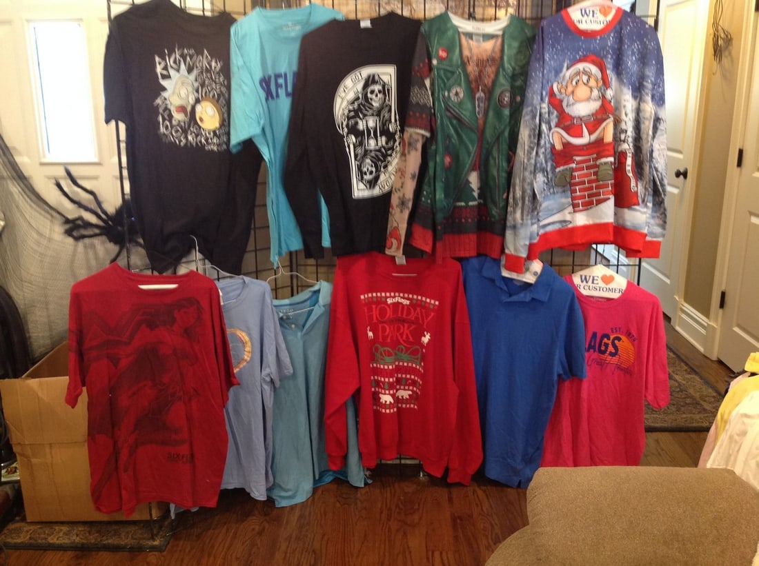 11 XXL shirts/ long sleeves: 11 XXL shirts/ long sleeves