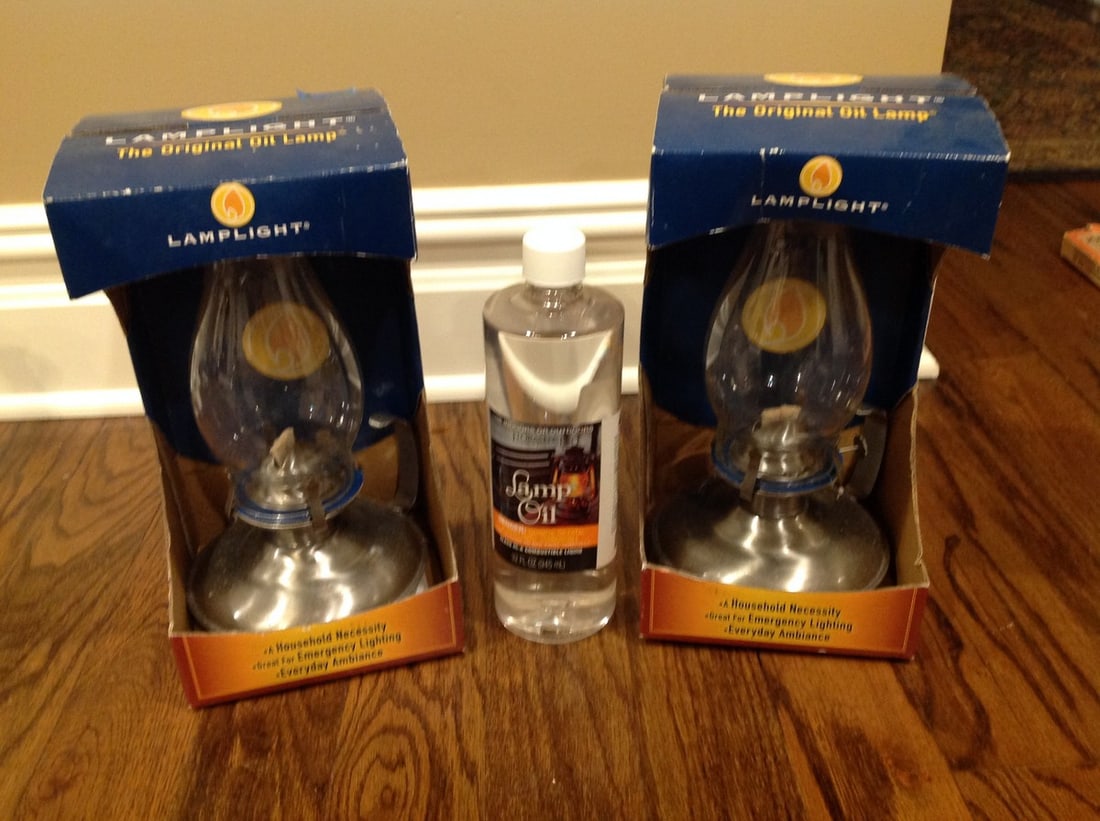 2 Lamplight “ the original Oil Lamp, lamp oil included: 2 Lamplight “ the original Oil Lamp, lamp oil included