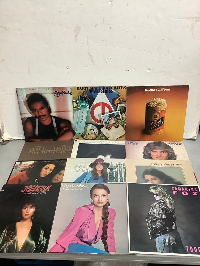 Vintage records(Carly Simon, Rex Smith, Daryll Hall & John Oates, and more: Vintage records(Carly Simon, Rex Smith, Daryll Hall & John Oates, and more