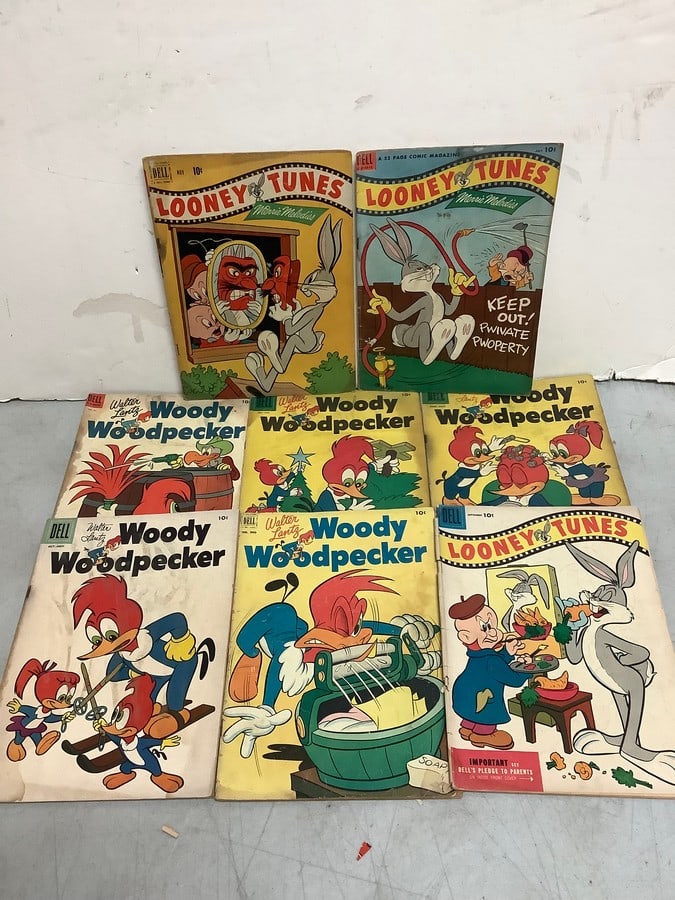 Vintage comic books(Looney Tunes and Woody Woodpecker) (1 of 1)