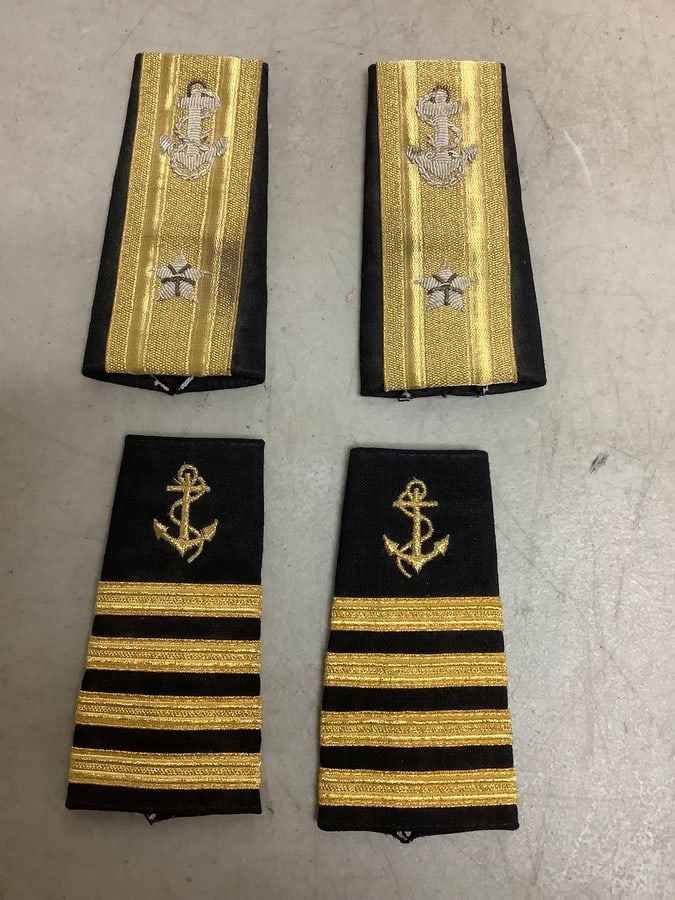 Navy shoulder patches: Navy shoulder patches