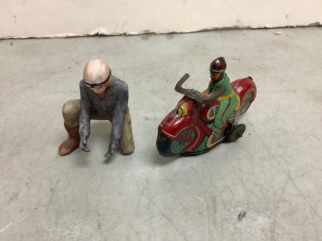 Motorcycle metal wind up toy and ceramic statue(2.5in.tall): Motorcycle metal wind up toy and ceramic statue(2.5in.tall)