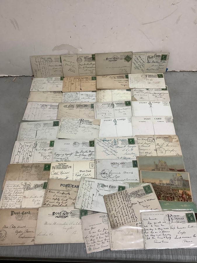Vintage postcards: Vintage postcards