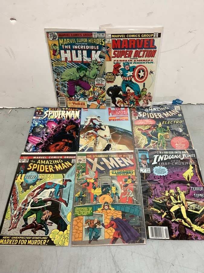 Vintage comics(Spiderman, The Incredible Hulk, Indiana Jones, and more): Vintage comics(Spiderman, The Incredible Hulk, Indiana Jones, and more)