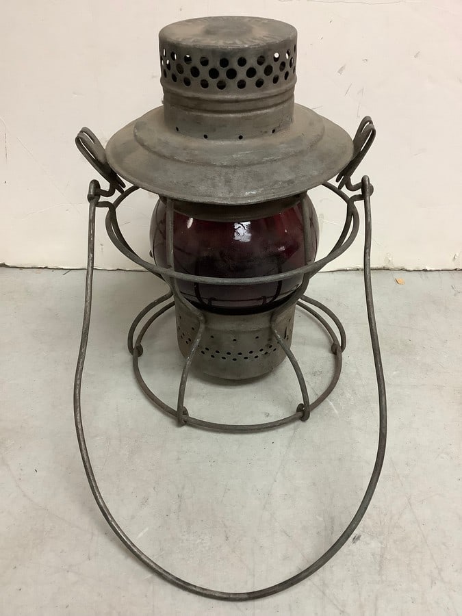 Railroad lantern(marked Pennslyvania railroad-9.5in.tall): Railroad lantern(marked Pennslyvania railroad-9.5in.tall)
