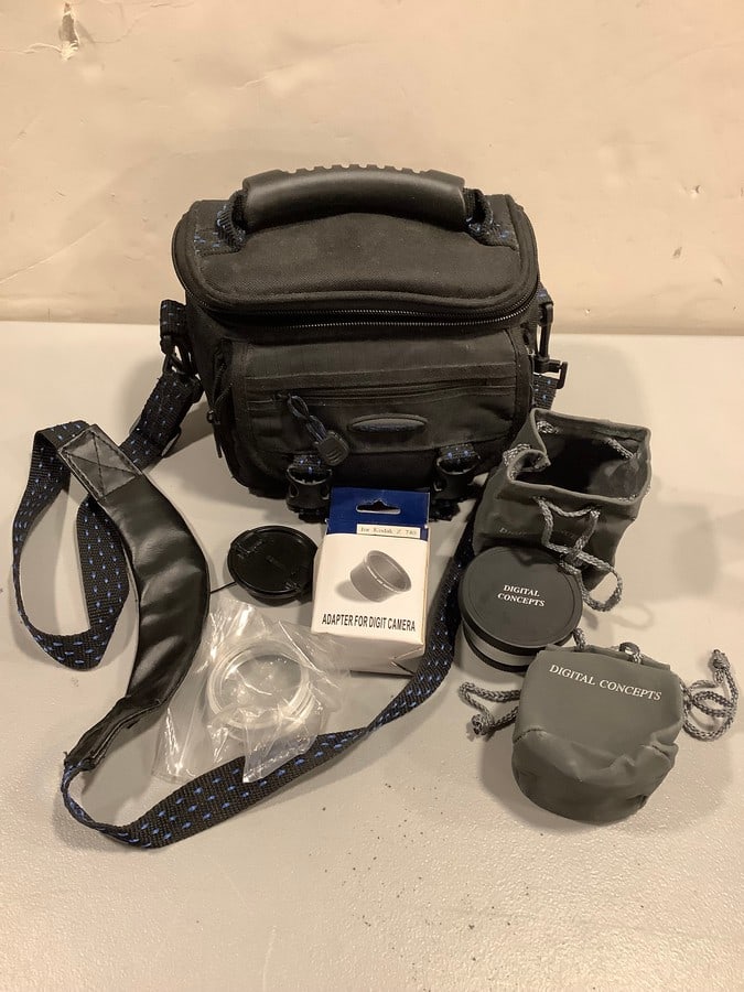Camera accessories(lenses, organizer travel case, and more) (1 of 1)