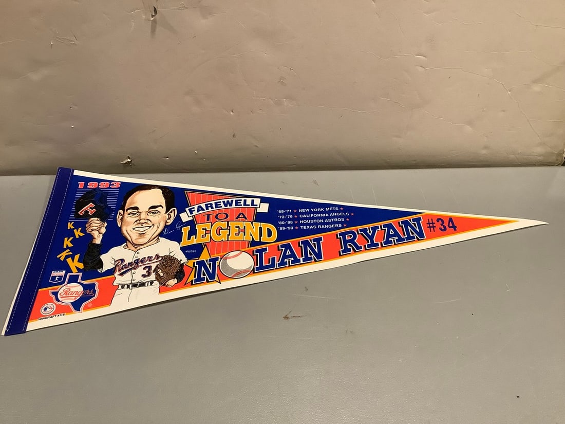 1993 Nolan Ryan Rangers vintage banner(30in.long): 1993 Nolan Ryan Rangers vintage banner(30in.long)