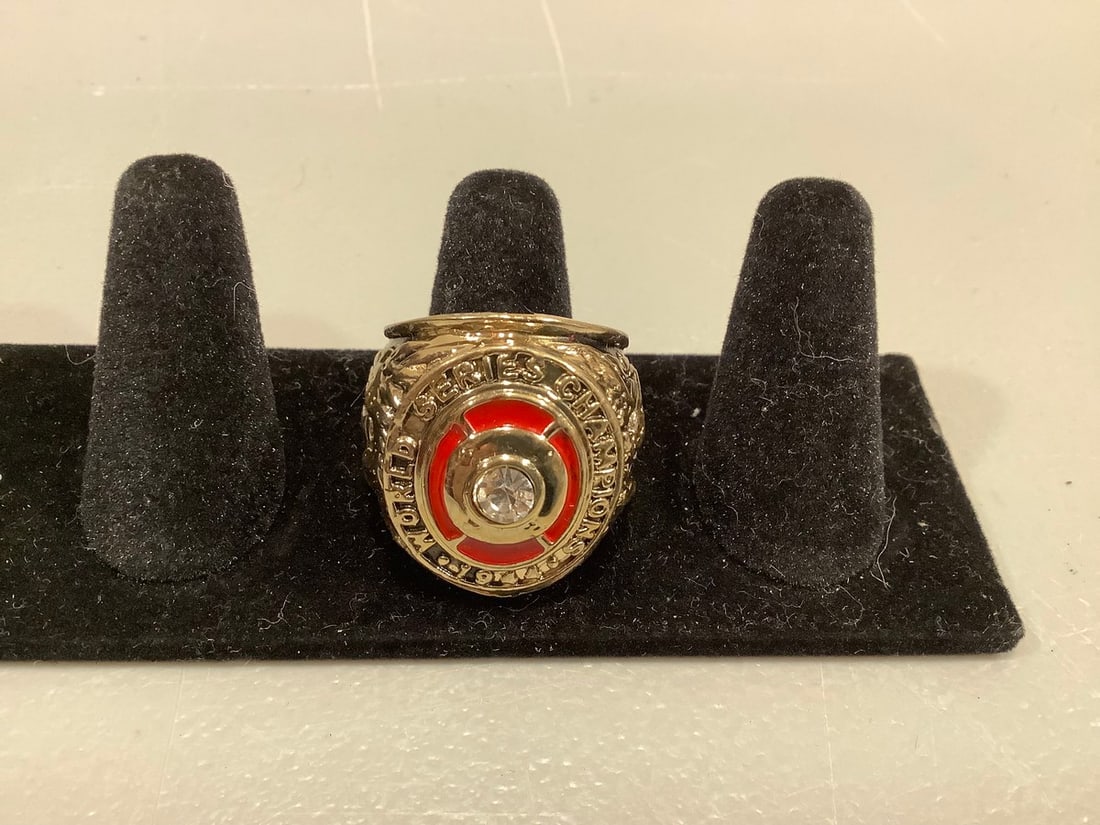 World Series Championship 1944 replica ring(size 12) (1 of 1)