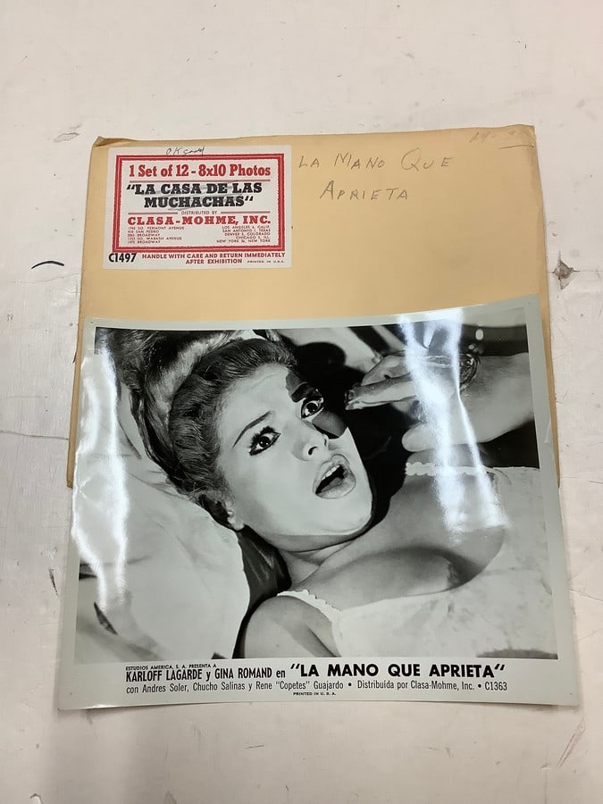 Vintage "La Mano que aprieta" black and white movie print(8in.x10in.) (1 of 1)