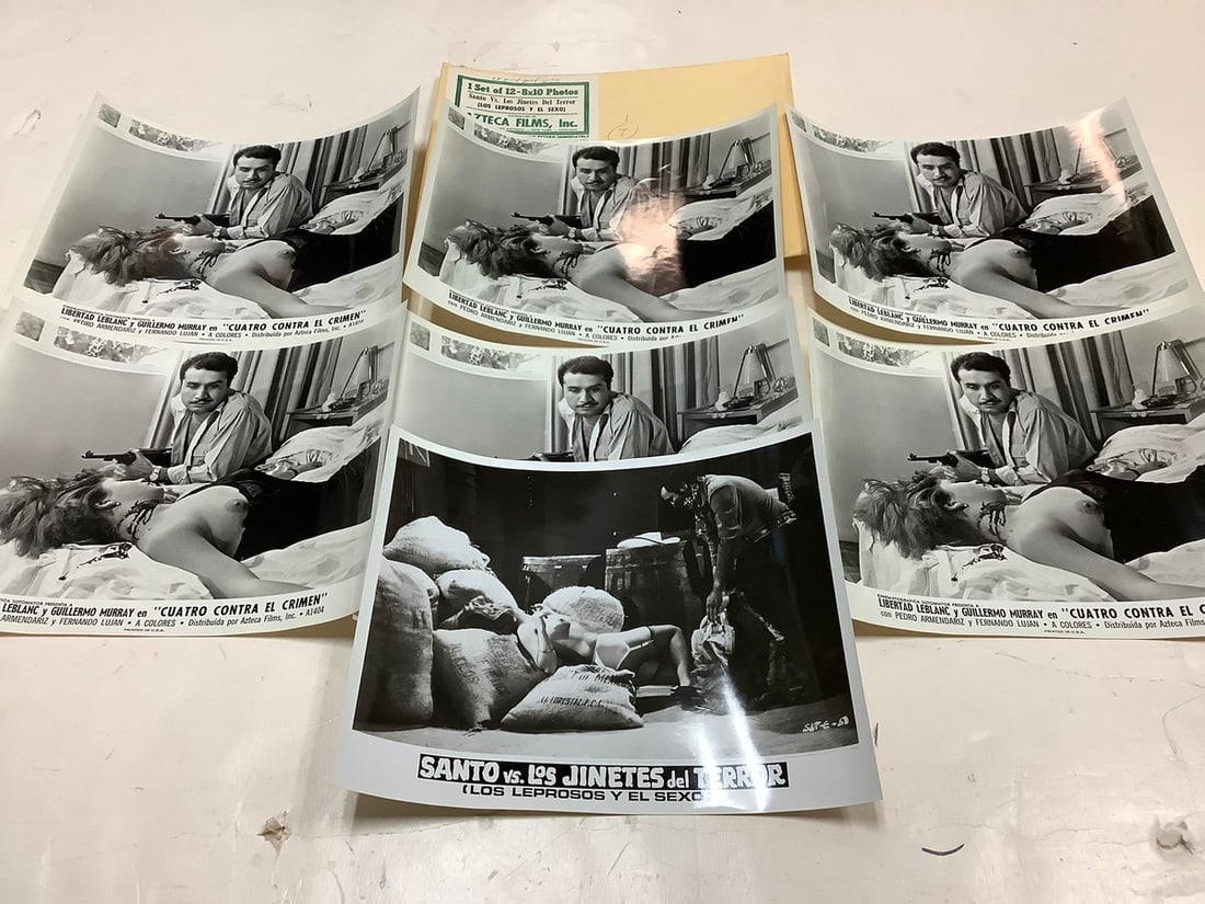 Vintage " Cuatro Contra el Crimen" Black and White Movie Prints (8inx10in- 7 total): Vintage " Cuatro Contra el Crimen" Black and White Movie Prints (8inx10in- 7 total)