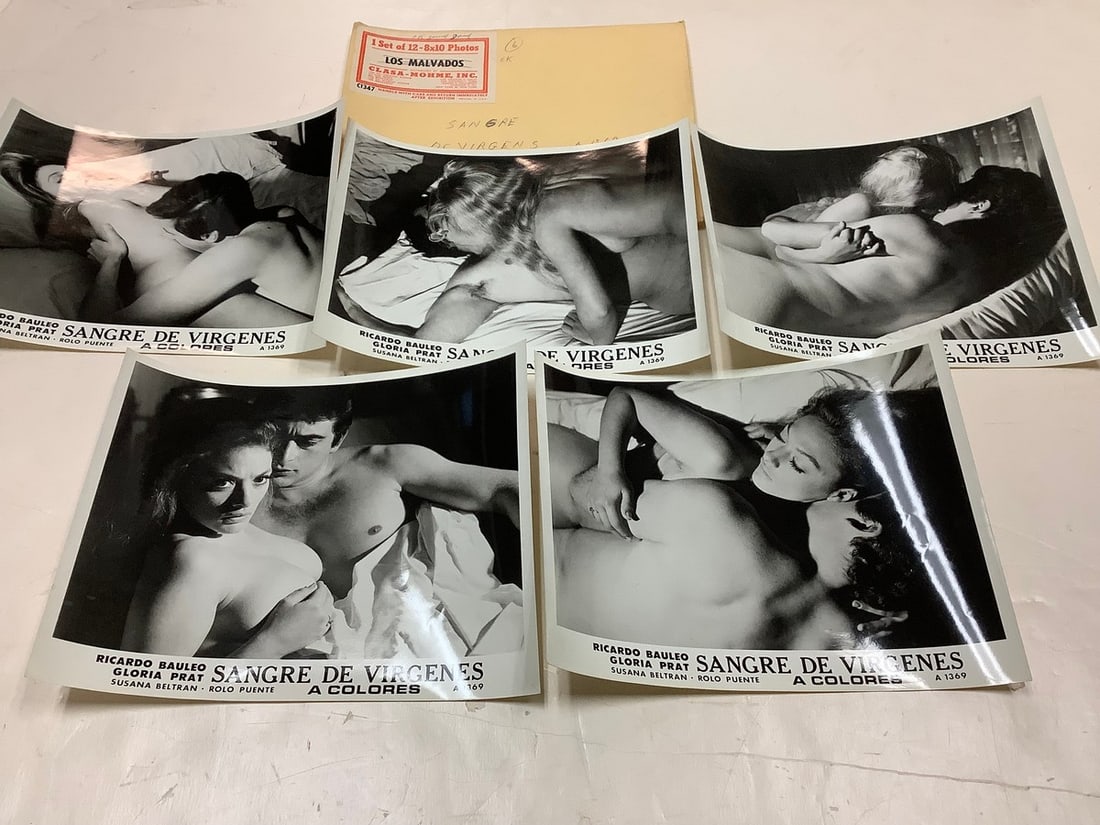 Vintage "Sangre de Virgenes" Black and White Movie Prints (8inx10in- total): Vintage "Sangre de Virgenes" Black and White Movie Prints (8inx10in- total)