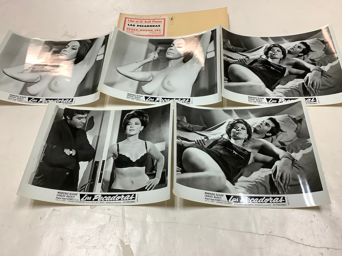 Vintage "Los Pecadoras" Black and White Movie Prints (8inx10in-5 total): Vintage "Los Pecadoras" Black and White Movie Prints (8inx10in-5 total)