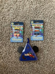 Lot of 3 Walt Disney World pins