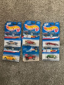 Lot of Hot Wheels matchbox Cars