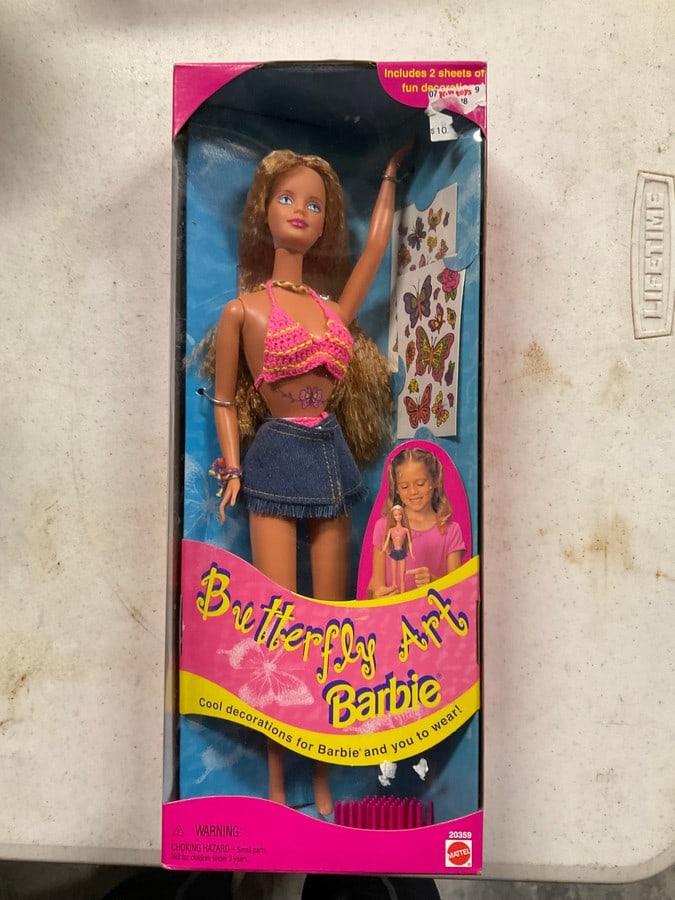 Mattel Butterfly Art Barbie: Mattel Butterfly Art Barbie