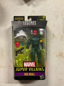 Marvel Legends Series Super Villains Red Skull Figure