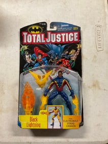 Kenner Total Justice Black Lightning Figure