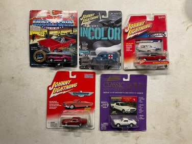 lot of johnny lighting cars new in the package