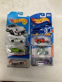 Lot of 6 hot wheels diecast cars