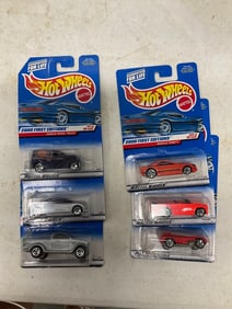 Lot of 6 hot wheels diecast cars
