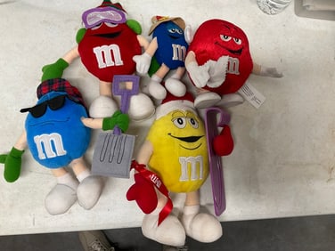Lot of stuff animals