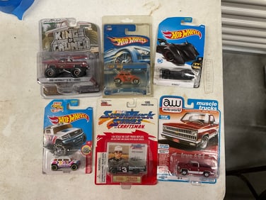 Lot of 6 diecast cars